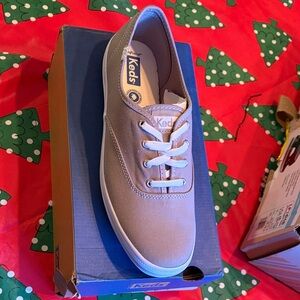 Keds women’s champion 8.5  Graphite Canvas Sneakers